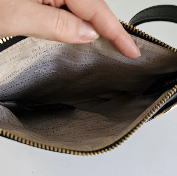 Ralph Lauren Modern Chic Crossbody Handbag Purse Adjustable Strap In Black - Picture 6 of 12
